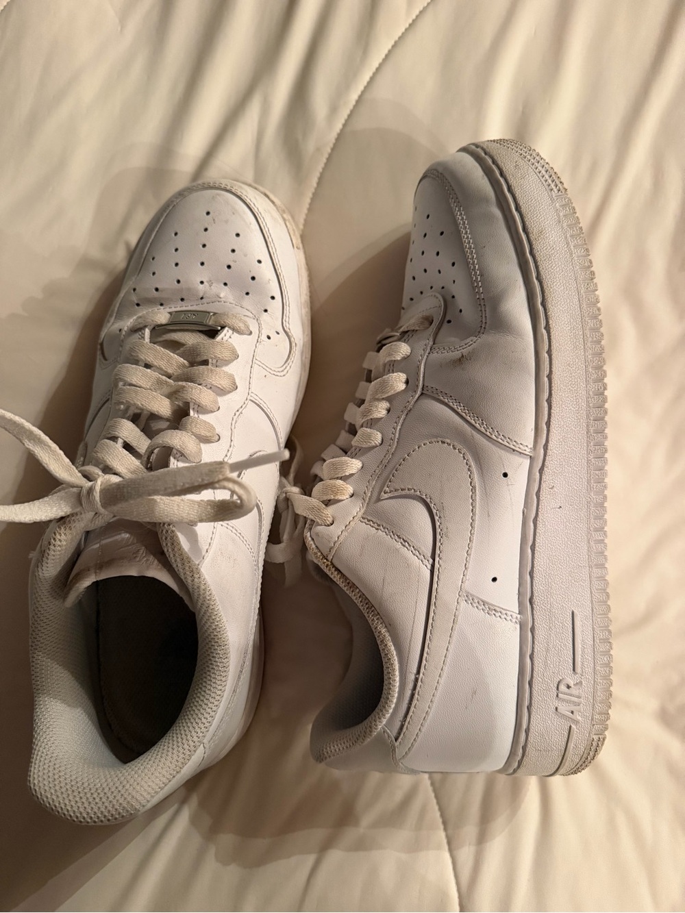 Nike White Men's Low-Top Leather Sneakers